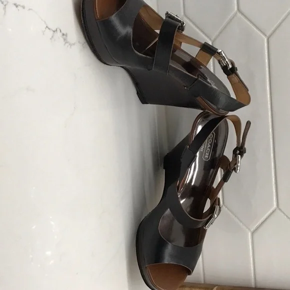 Women shoes black/brown size 8 coach wedges - Picture 2 of 13